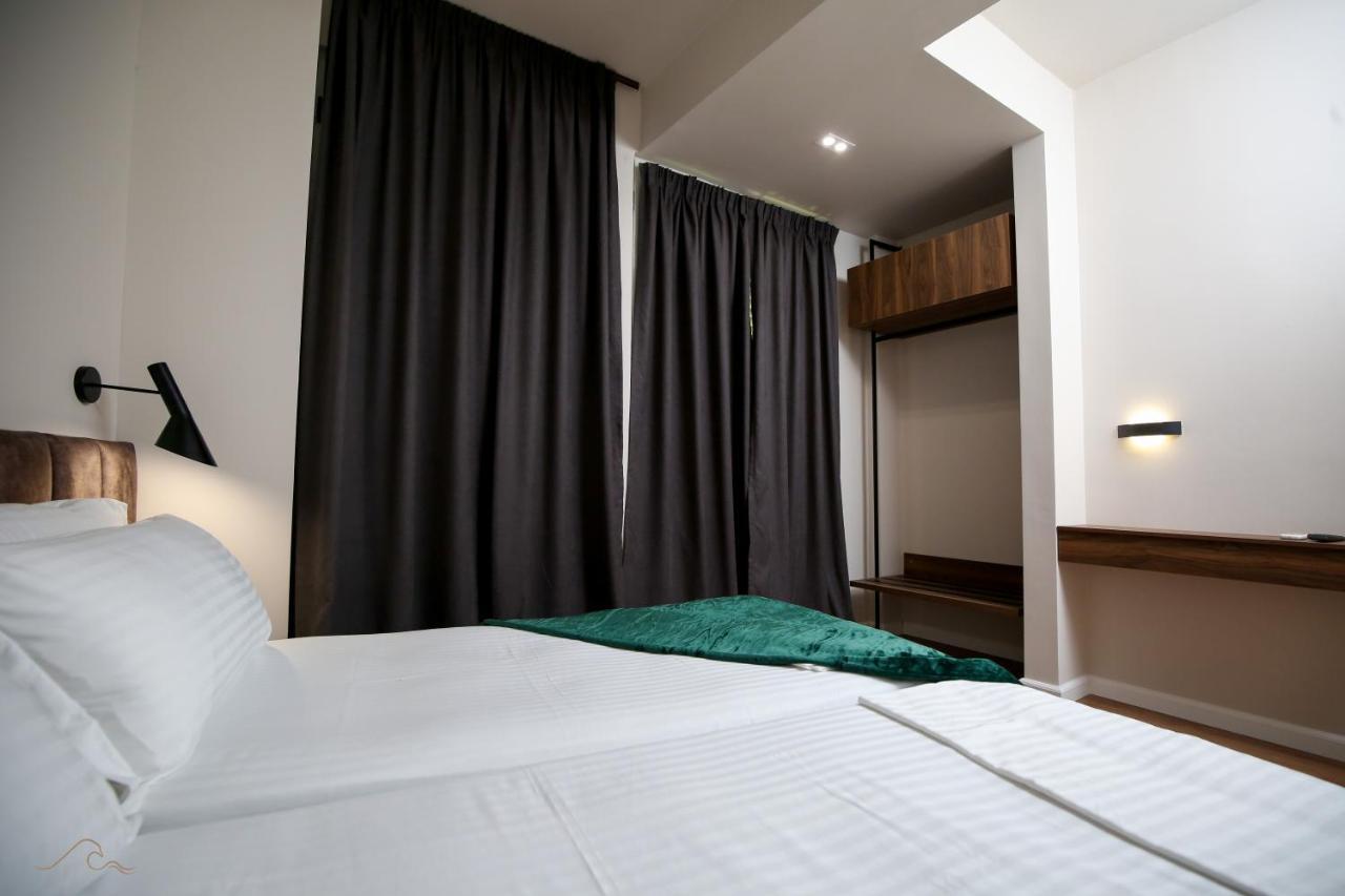 Hotel Libertas Vlorë Extérieur photo